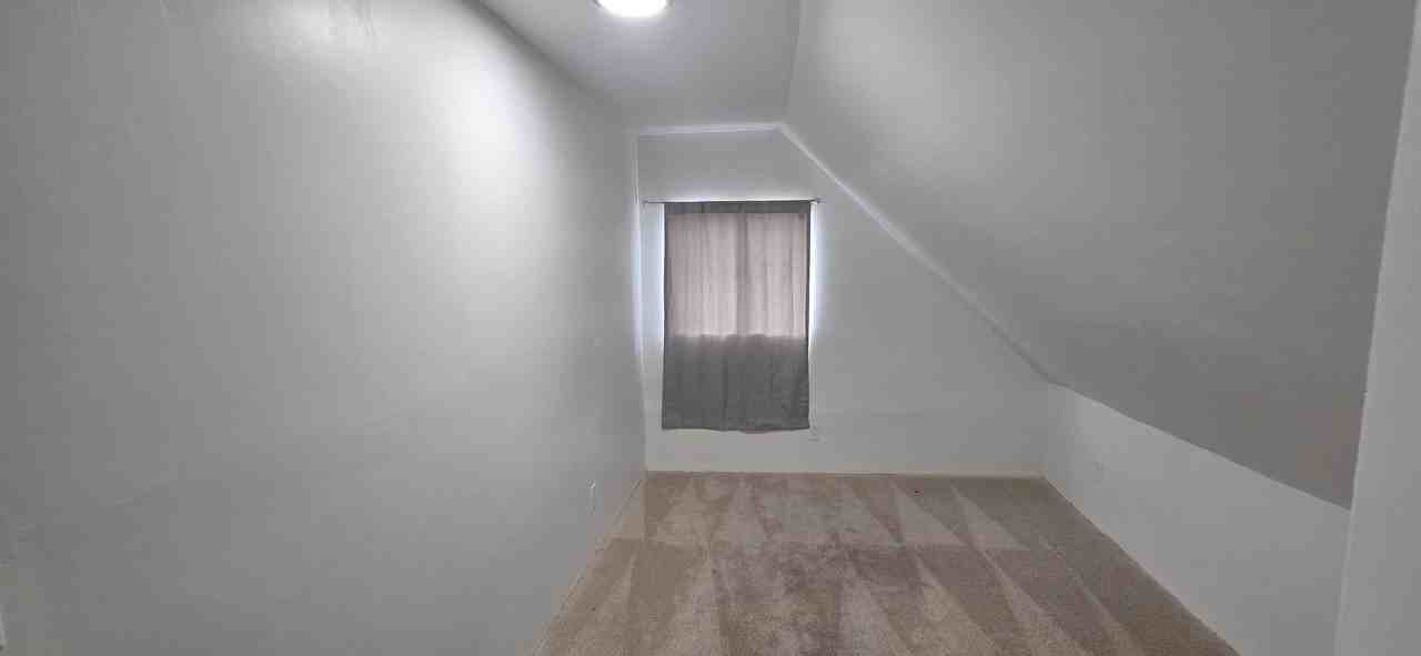 227 E Kensington Ave #1 - Photo 6 of 18