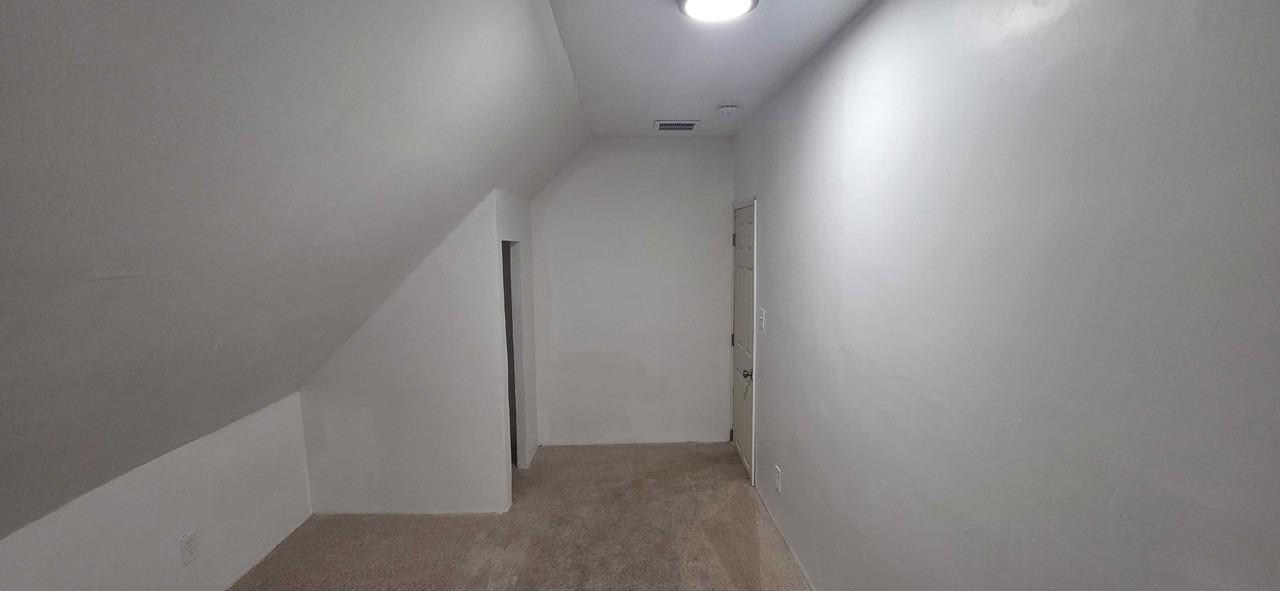 227 E Kensington Ave #1 - Photo 7 of 18