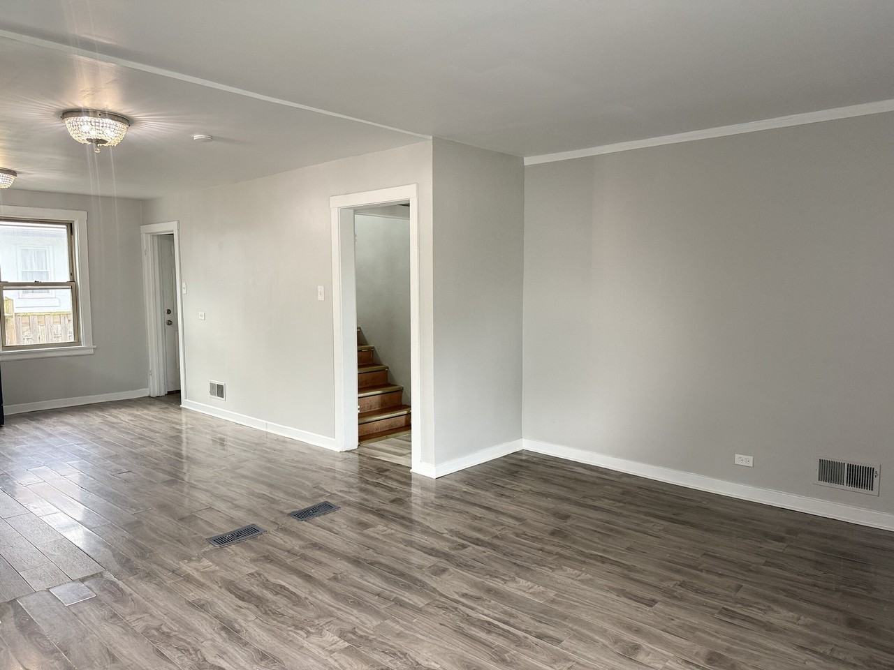 11004 S Esmond St #SFH - Photo 4 of 27