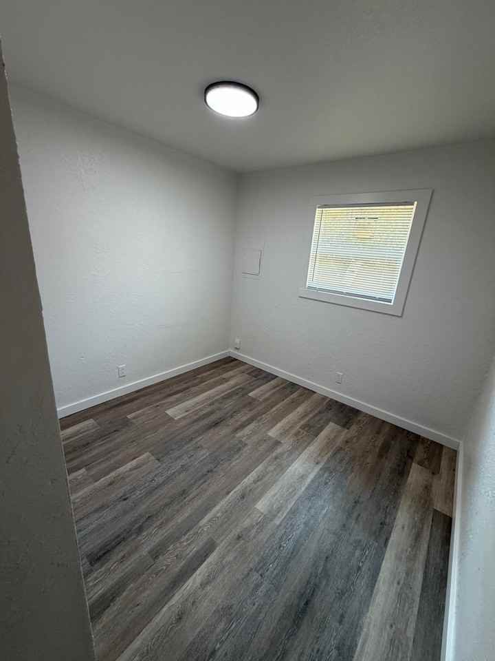 567 N Cherokee St #2 - Photo 4 of 7
