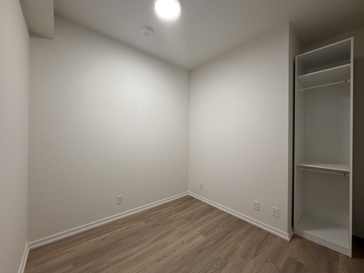 109 Erskine Ave - Photo 7 of 13