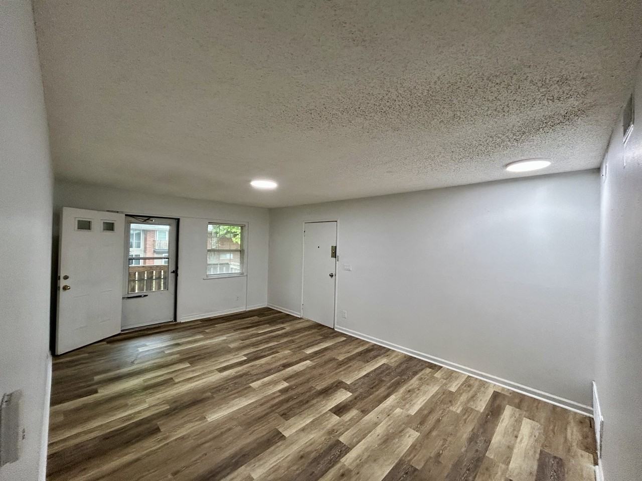 2506 Redbud Lane - 2506GThe Hamilton #2506G - Photo 2 of 6
