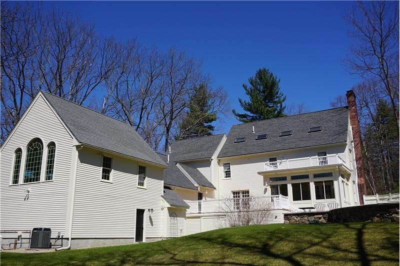 7 Mountain View Dr - Photo 3 of 35