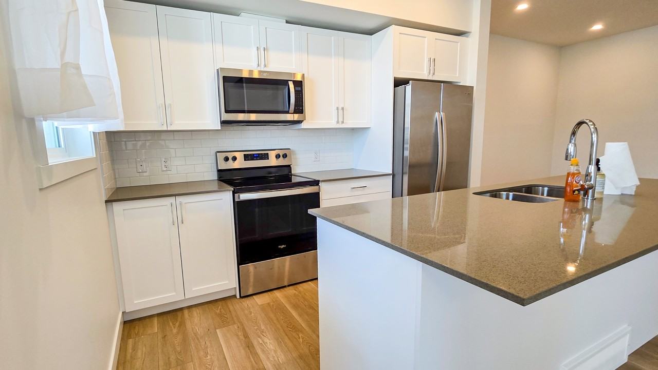 65 Belvedere Pt Se Unit 325 - Photo 4 of 36