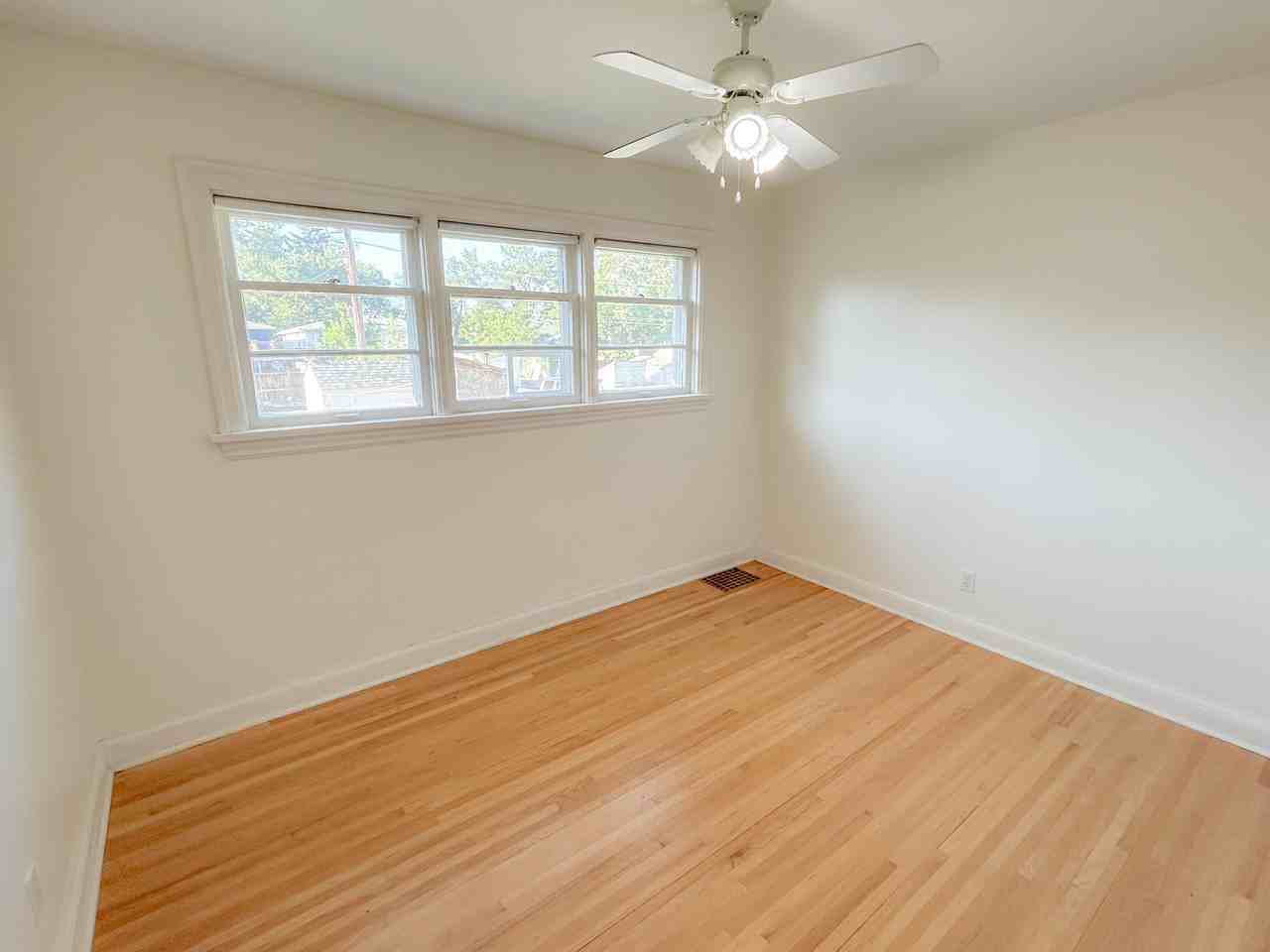 2712A Sinton Ave - Photo 5 of 8