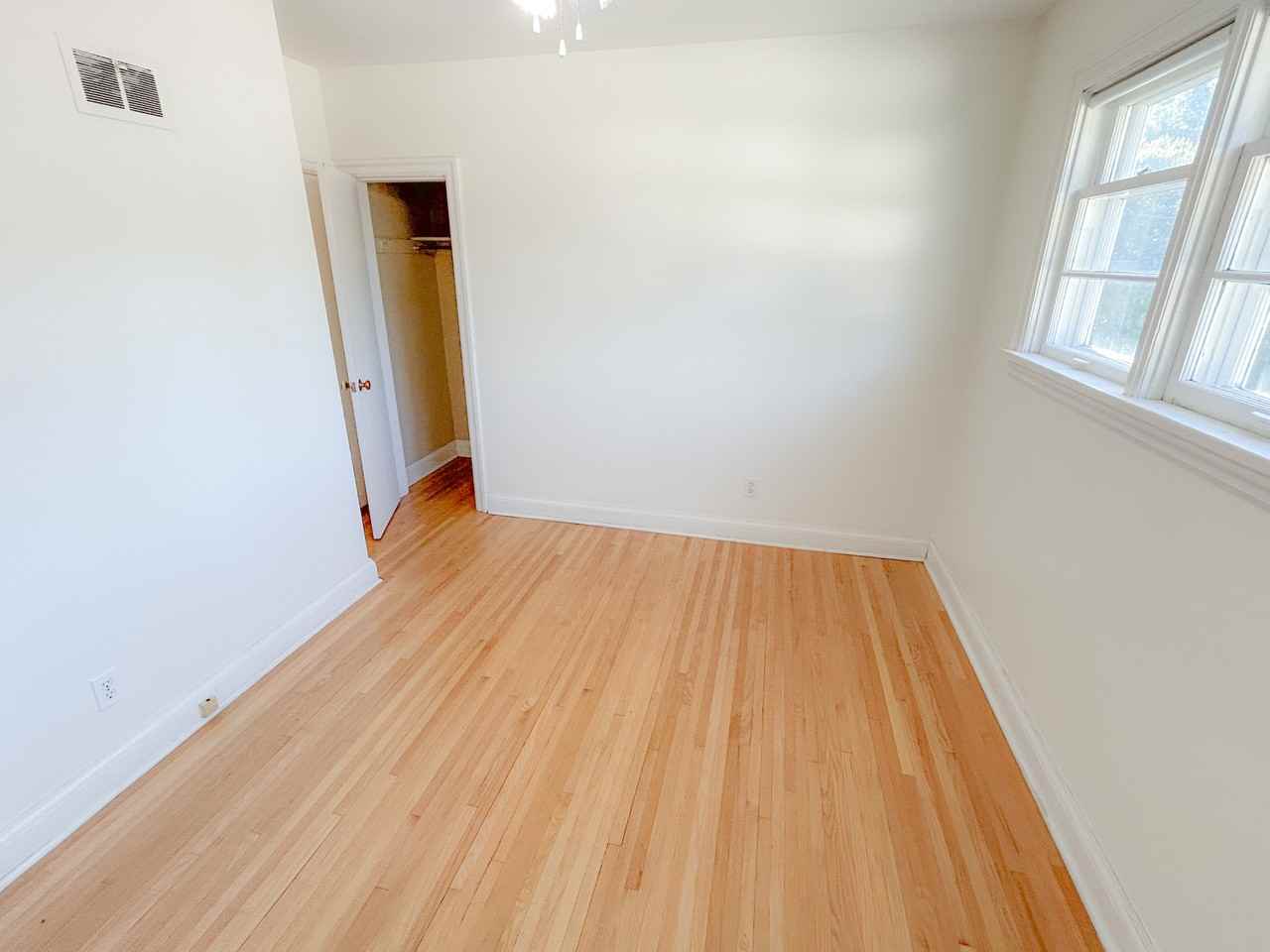 2712A Sinton Ave - Photo 6 of 8