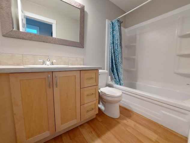 5904 51 Ave - Photo 7 of 8