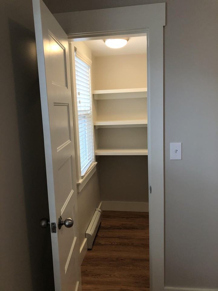 36 Shamrock Street - 3146 Main Street, #3 - Photo 5 of 16