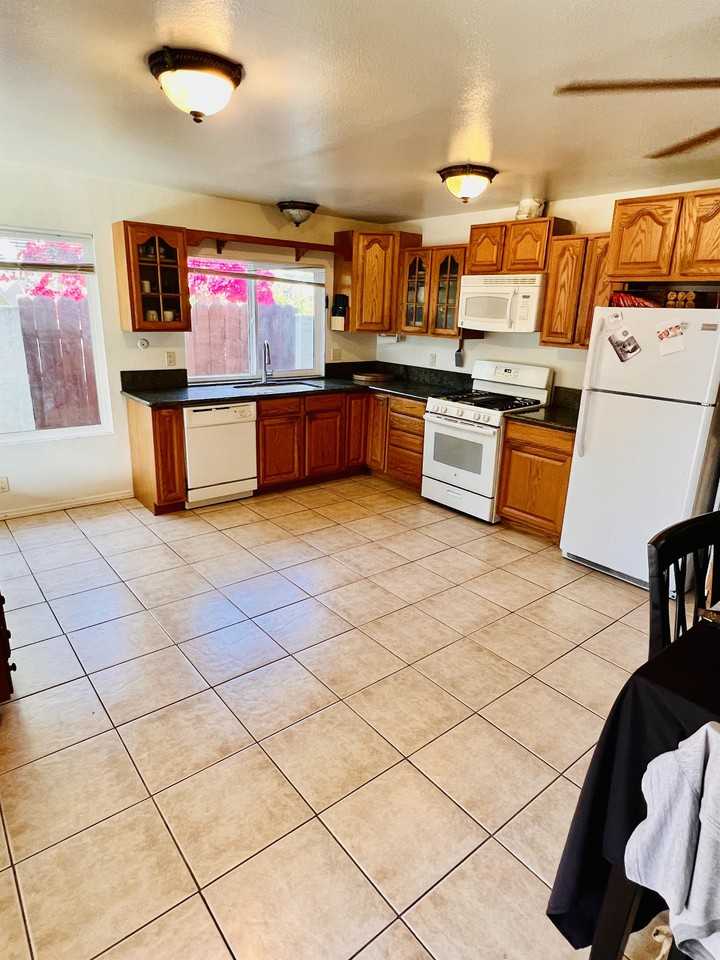 1464 Larwood Rd #1464 - Photo 6 of 25