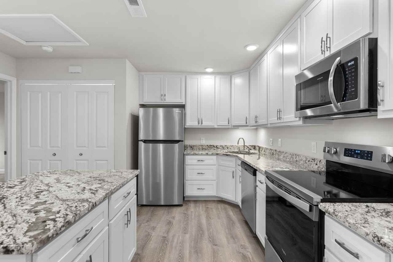 Sherman Square Apartments - Photo 3 of 50