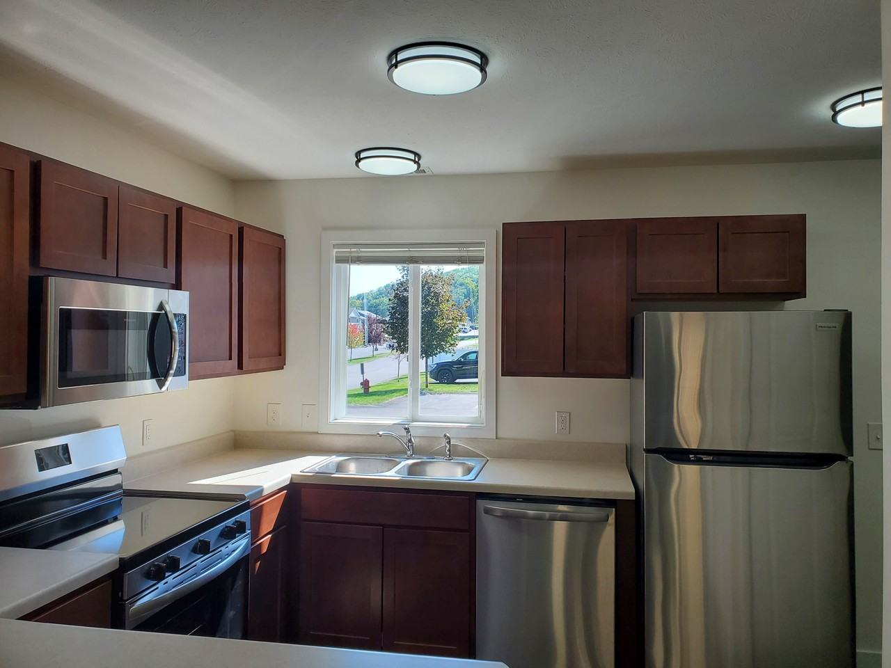3901 Vale Dr #3901 - Photo 2 of 50