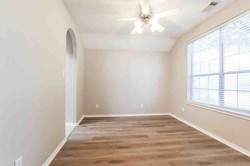 17918 Yukon Pass Dr - Photo 5 of 16