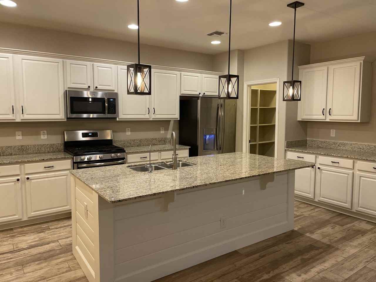 4233 W Winston Dr #1 - Photo 4 of 28