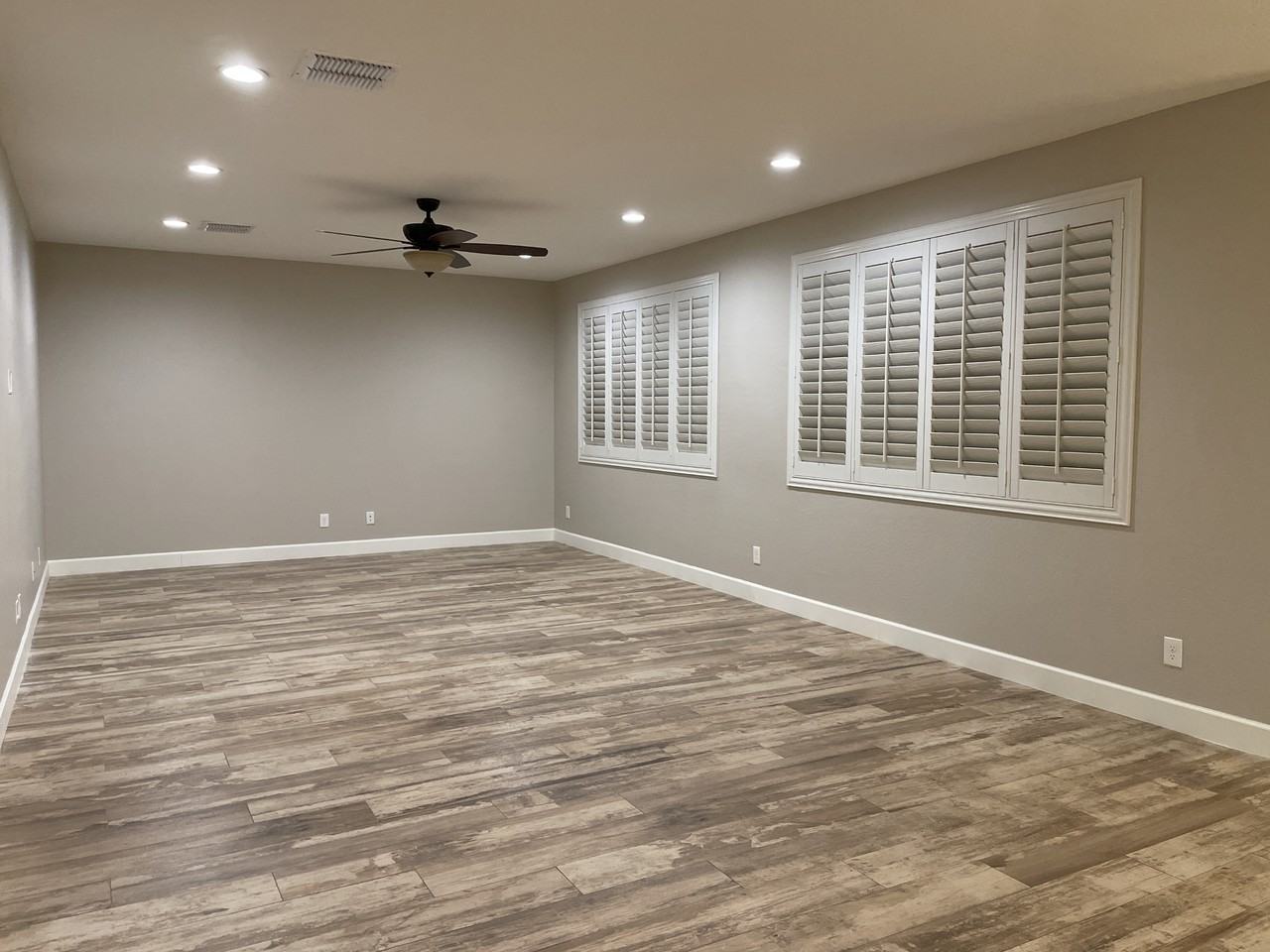 4233 W Winston Dr #1 - Photo 6 of 28