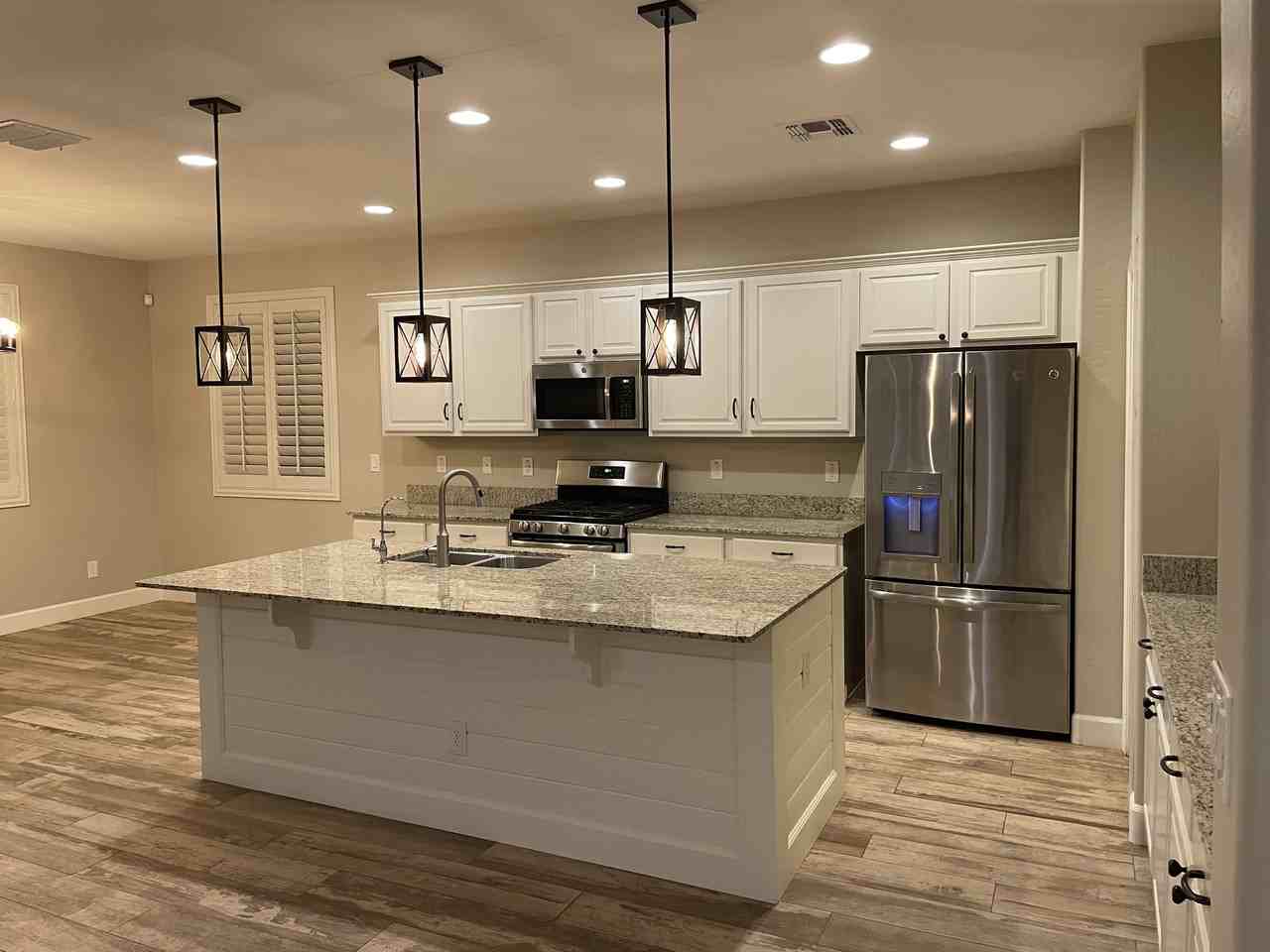 4233 W Winston Dr #1 - Photo 7 of 28
