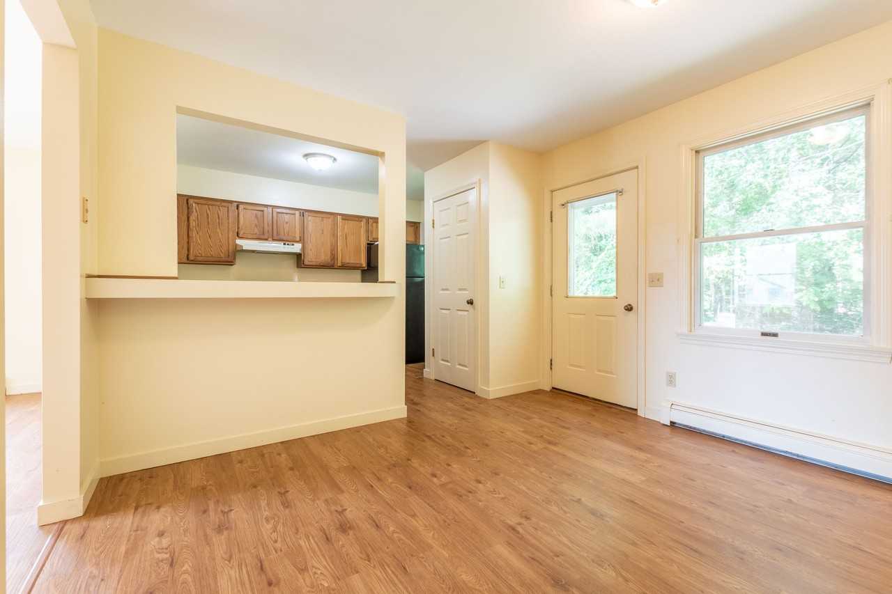 41 Evergreen Rdg #41D - Photo 2 of 7