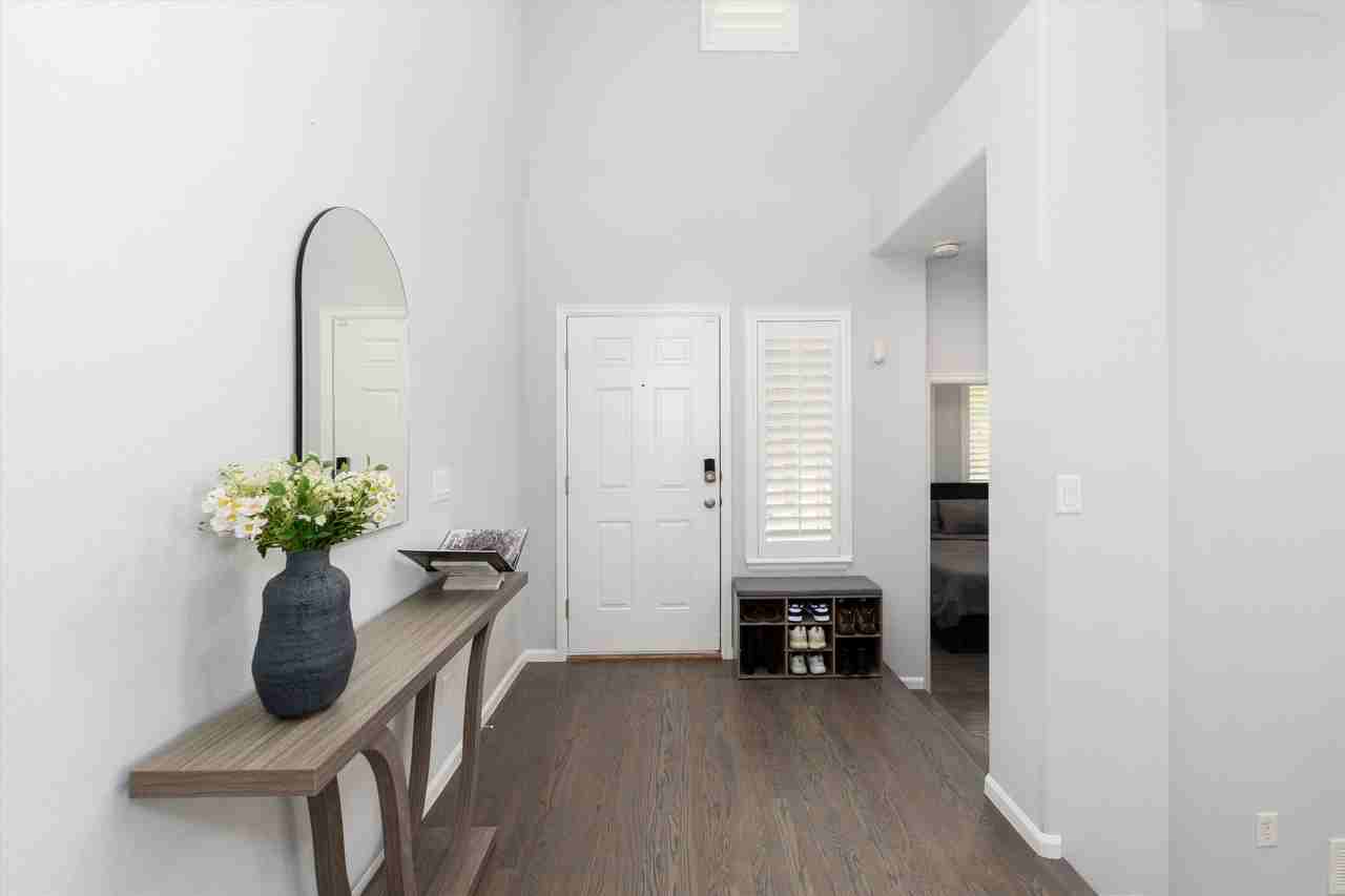 10786 Southhaven Cir - Photo 5 of 50