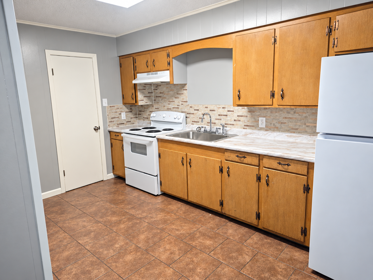 119 Upton St #1 - Photo 2 of 8