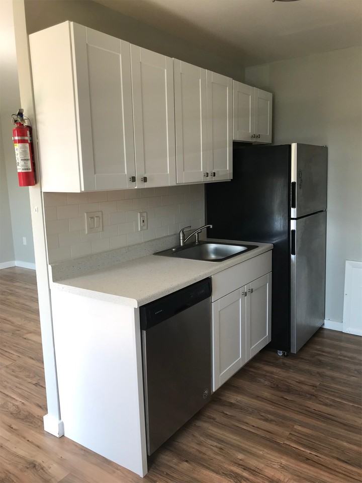 302 Lafayette St #302 - Photo 2 of 10