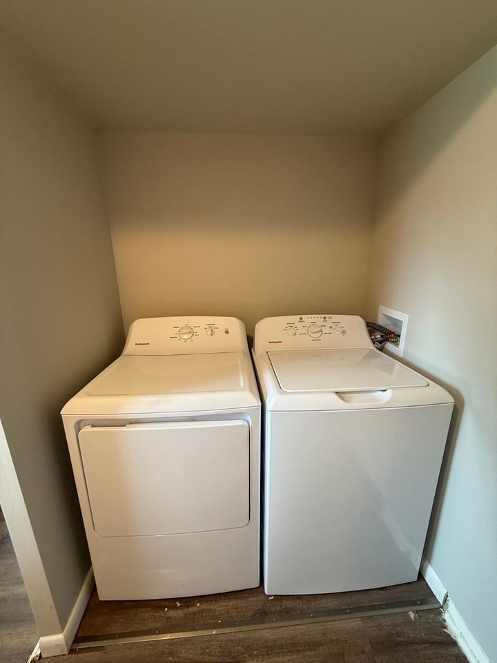 4602 Rolling Ridge Ct - Photo 6 of 15