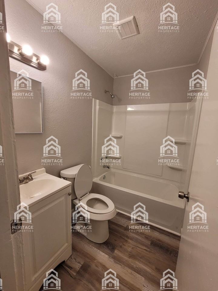 2608 Wooddale Ave #1 - Photo 3 of 20
