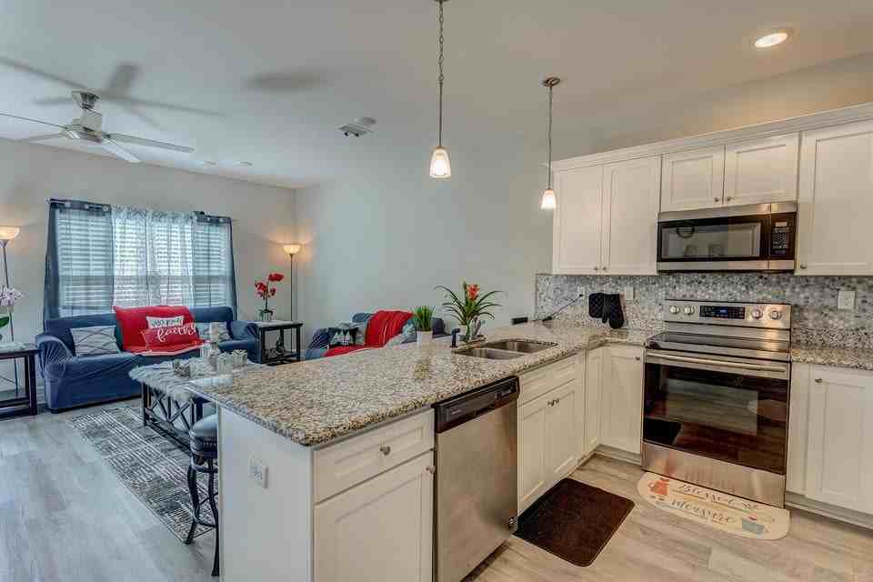 9009 Banyan Beach Dr #1 - Photo 4 of 19