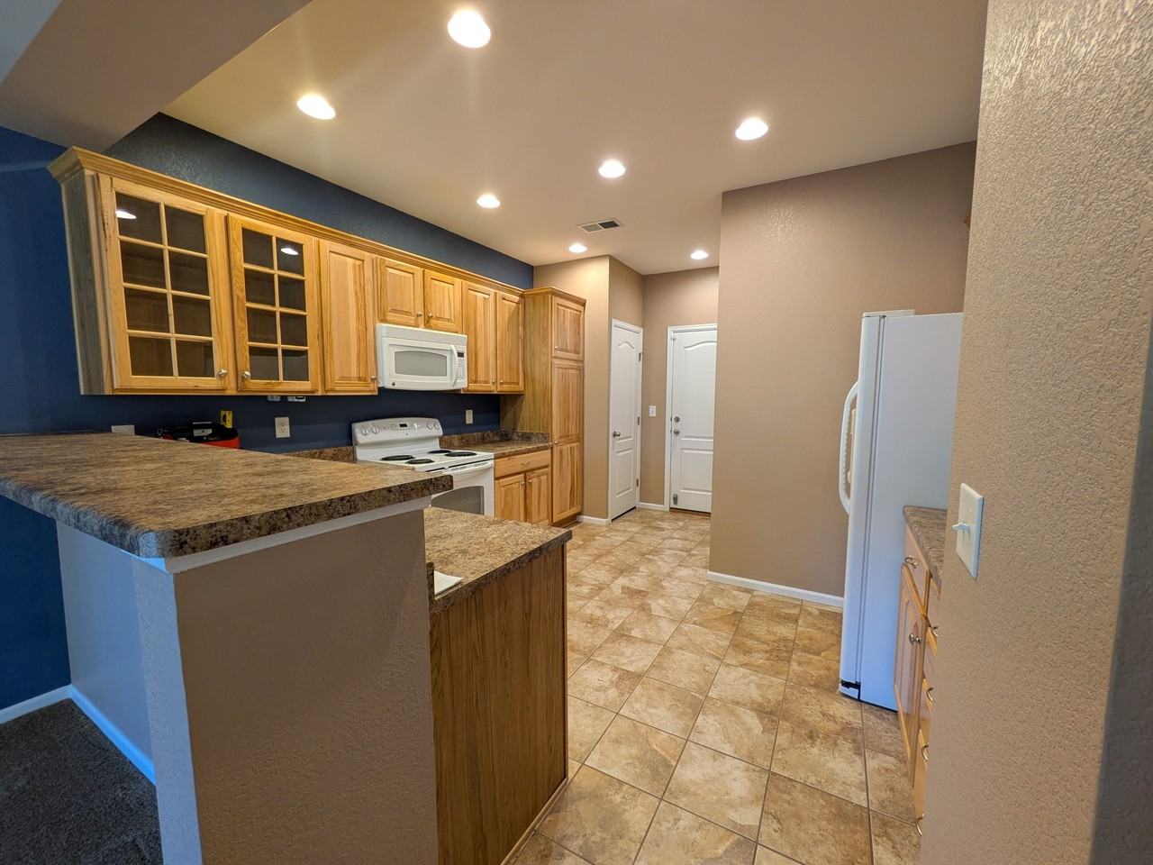 17937 E 104th Way #1 - Photo 5 of 20