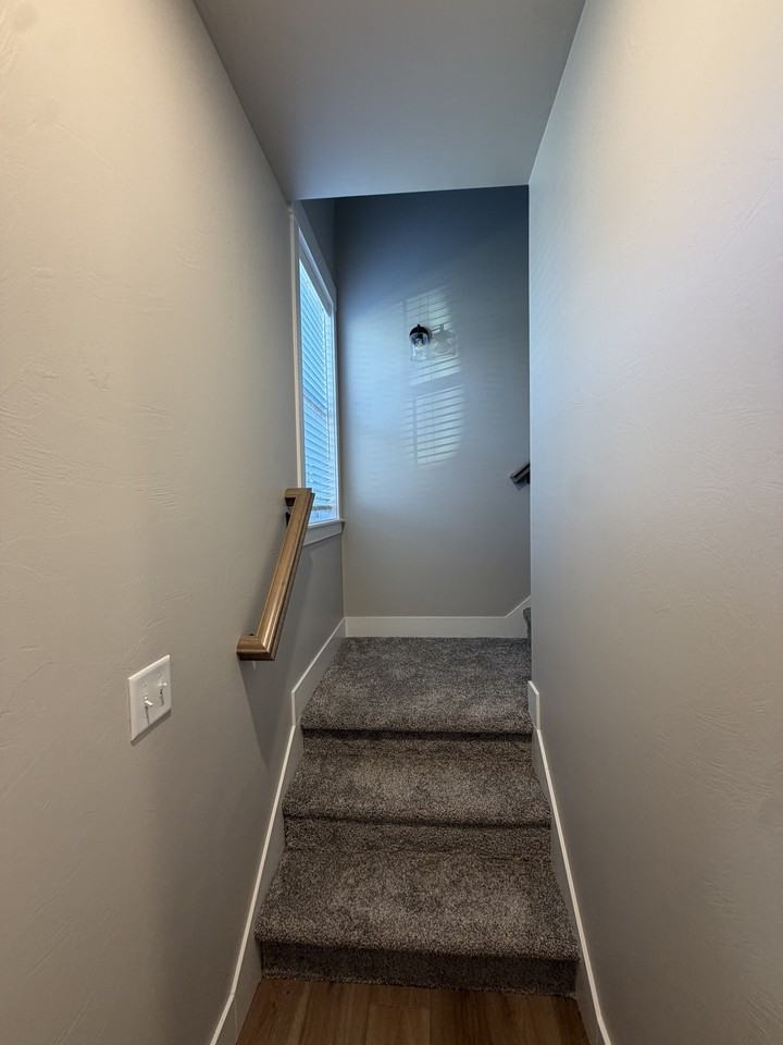 6108 Northstead Ave #202 - Photo 5 of 18