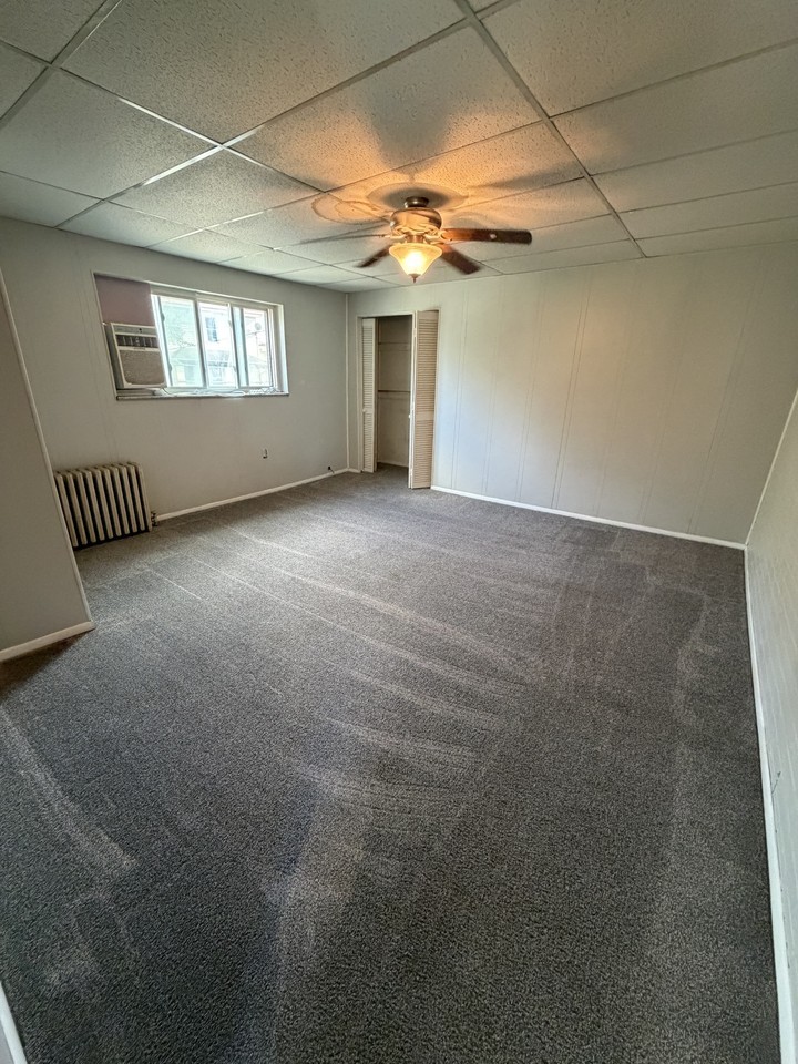 326 Grace St #1 - Photo 4 of 22