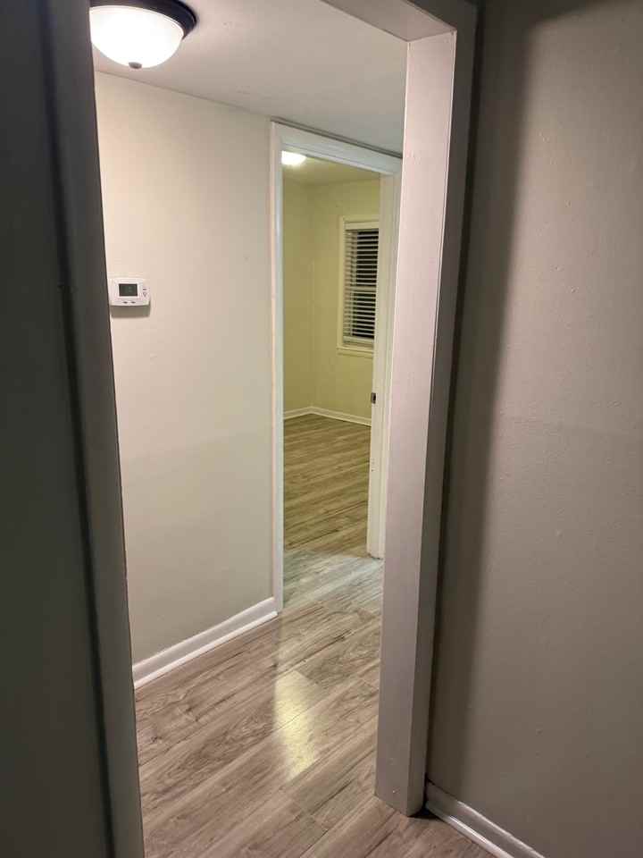 1952 Calmar St #104 - Photo 5 of 10