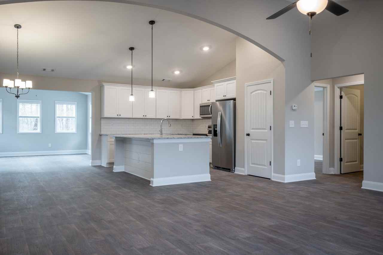 1106 Lackey Rd #1 - Photo 4 of 29