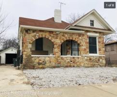 featured image of 931 E Parkway S #1