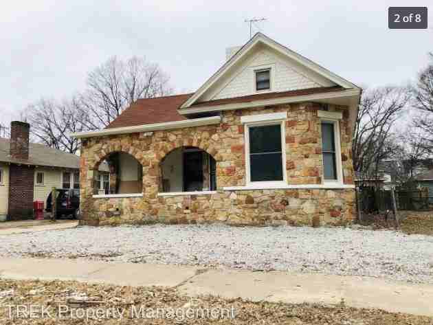 931 E Parkway S #1 - Photo 2 of 15