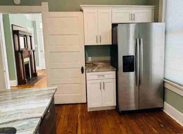 931 E Parkway S #1 - Photo 6 of 15