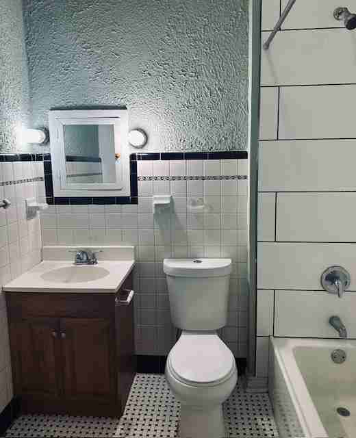 931 E Parkway S #1 - Photo 7 of 15