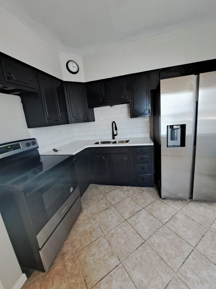 2220 W Galena Ave #3 - Photo 3 of 10