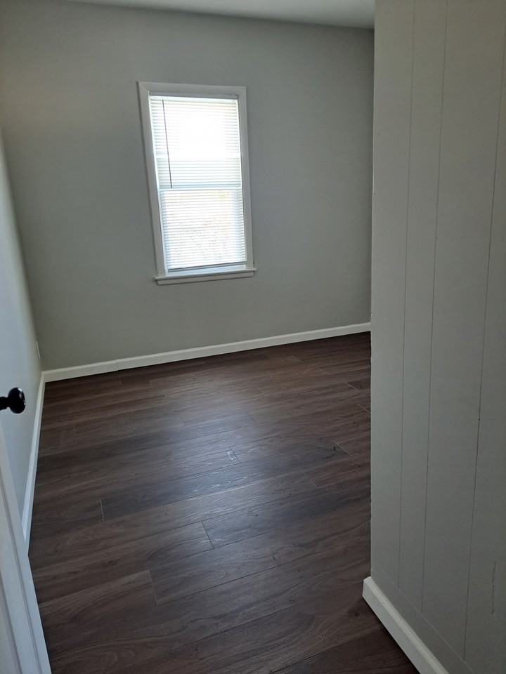2220 W Galena Ave #3 - Photo 5 of 10
