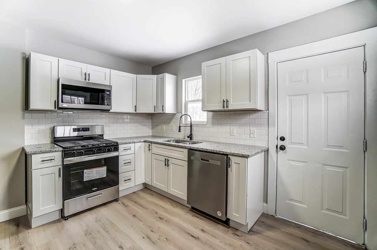 1081 S Champion Ave #1081 - Photo 6 of 21
