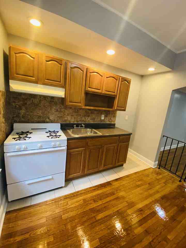 33 S Munn Ave #2A - Photo 6 of 13