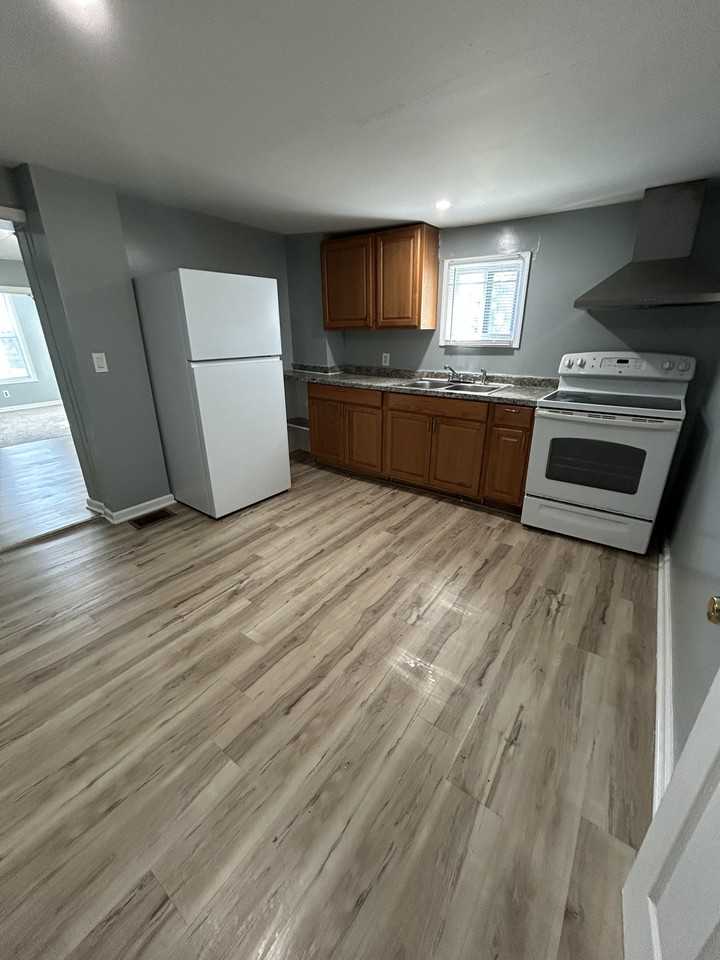 15 W Water St #1 - Photo 5 of 10