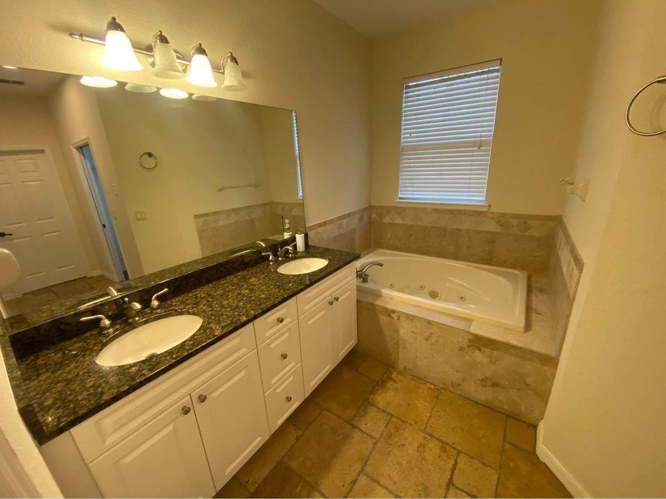 17310 Amber Sweet Ln #1 - Photo 5 of 12