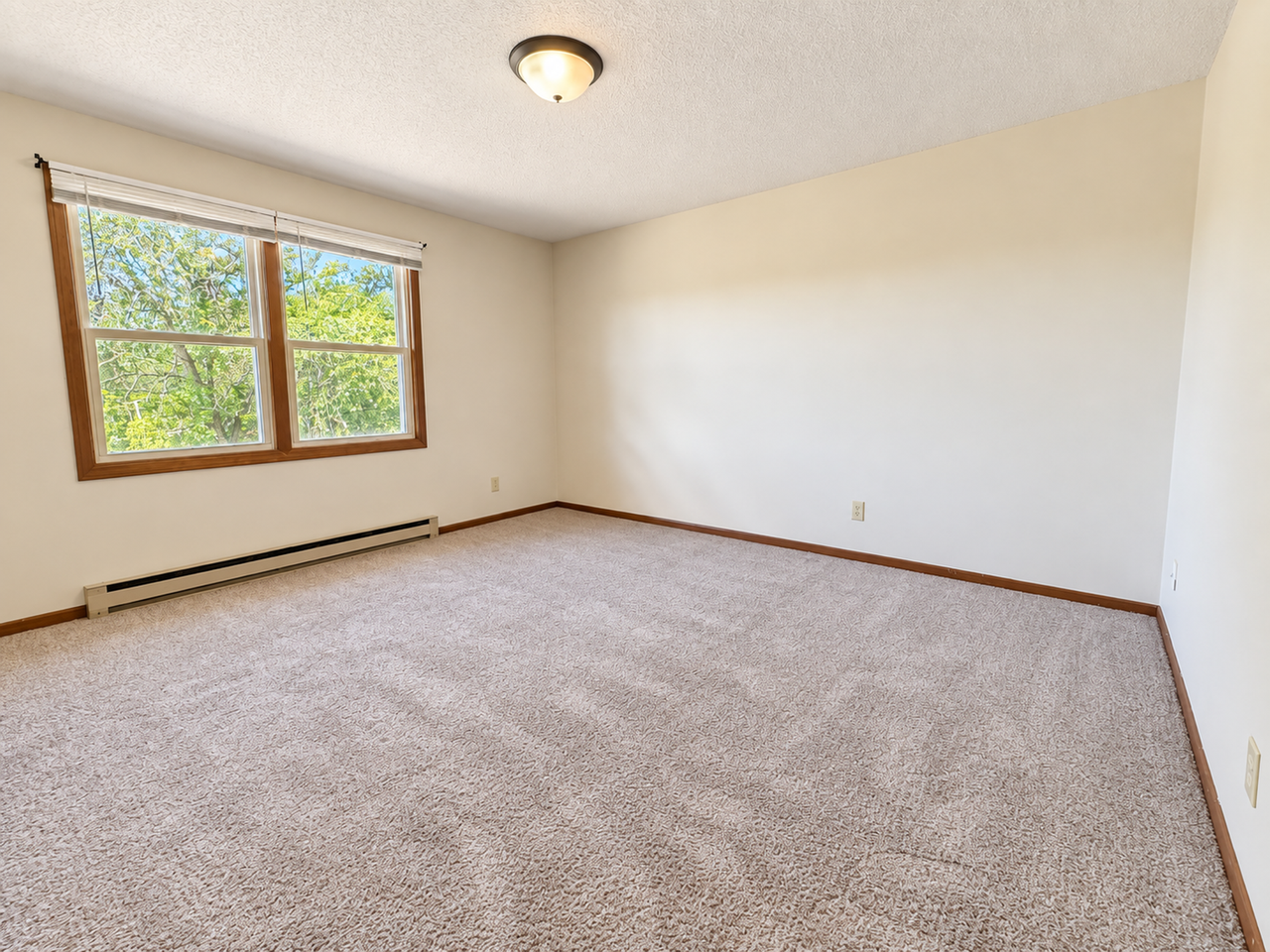 1144-1166 Sunset Ln - Photo 3 of 7