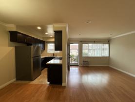 245 W Stocker St #C - Photo 1 of 1