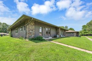featured image of 3700 E Cherry St