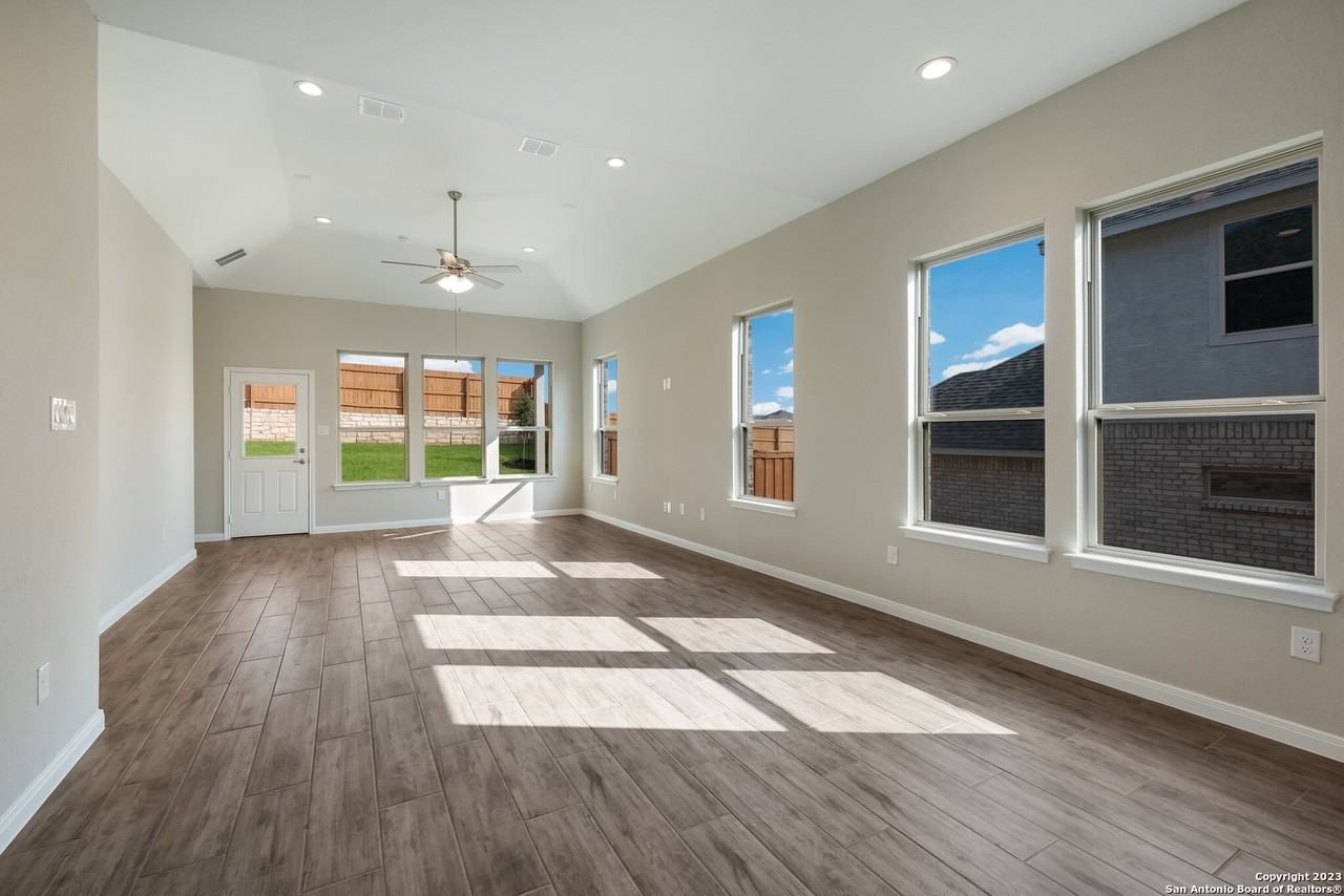 4025 Arena Blanca #1 - Photo 4 of 17