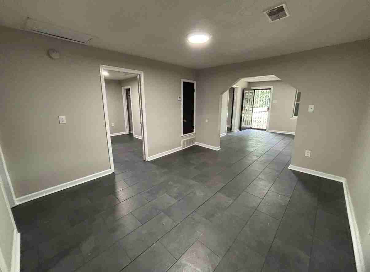 2319 Shasta Ave #1 - Photo 4 of 6