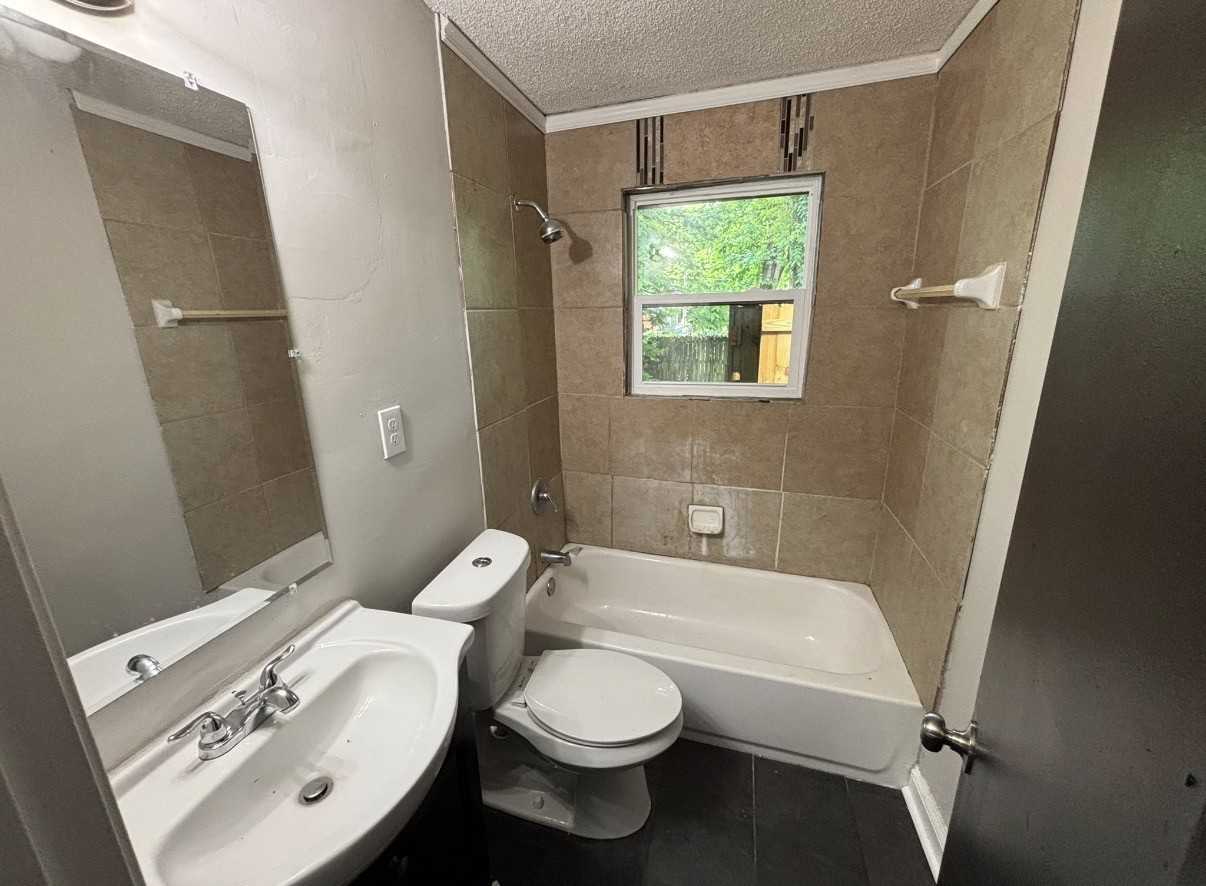 2319 Shasta Ave #1 - Photo 6 of 6