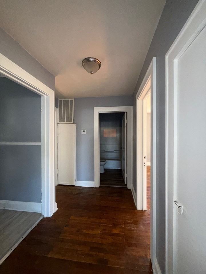 519 W Liberty Ave #1 - Photo 5 of 15