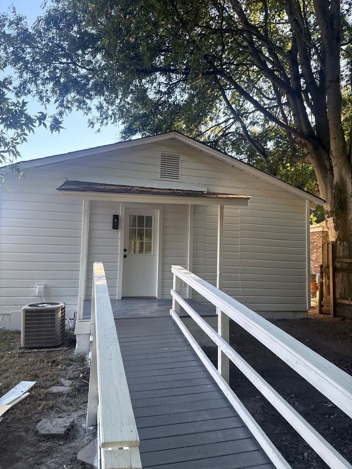 416 Valley Ave #1 - Photo 4 of 4