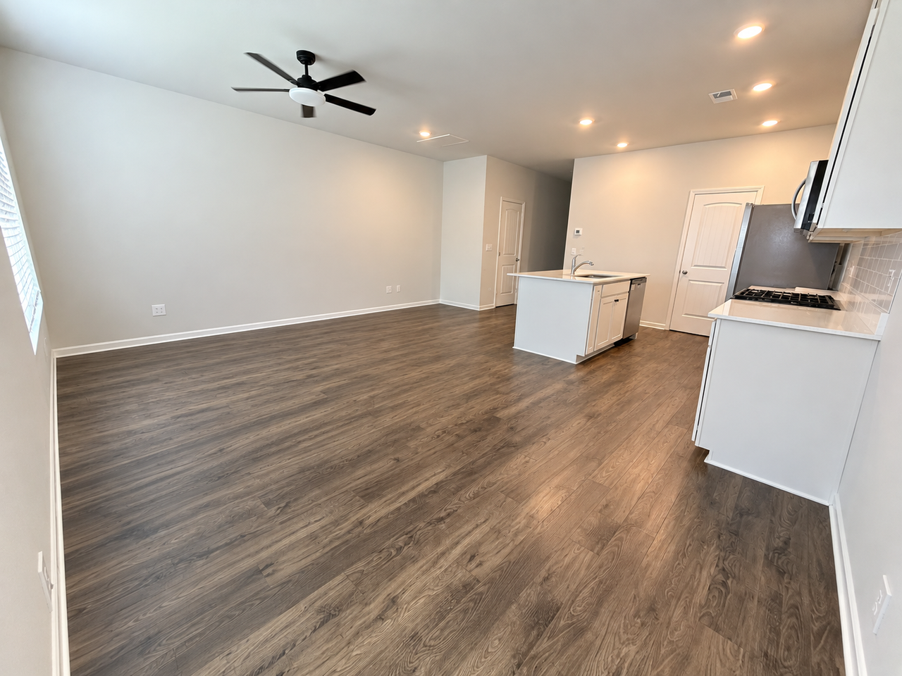 916 Shorttail Ln #1 - Photo 6 of 26